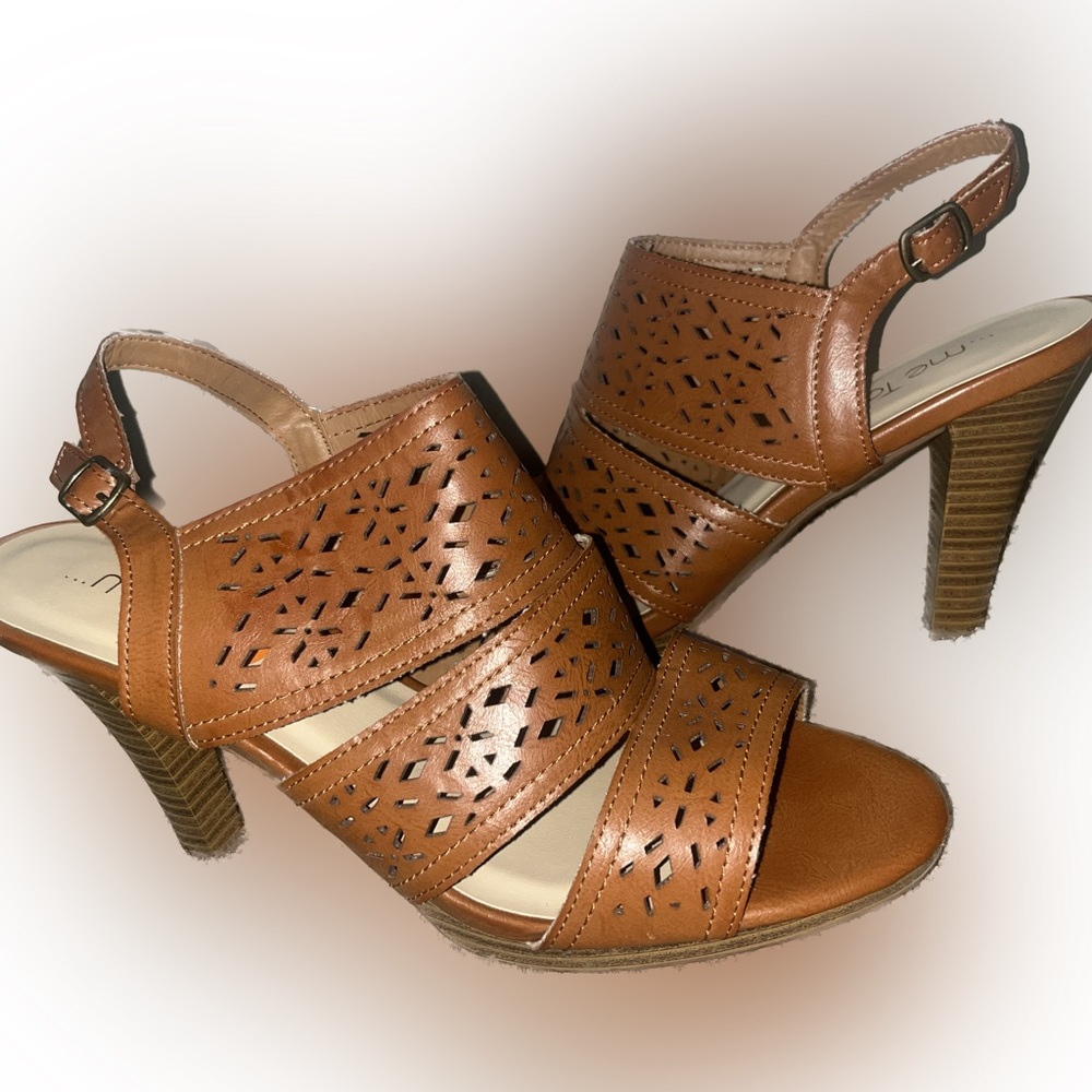 Chinese laundry heels